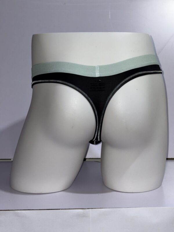 IMG_9501 Sutién Masculino Negro con Cintura Contrastante | Talla M/L · ZONAG Chile