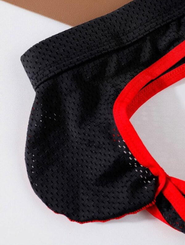 Sunga-Sutien-tanga-Chile-Santiago-Maipu Jockstrap negro de malla con bordes rojos · Talla M/L